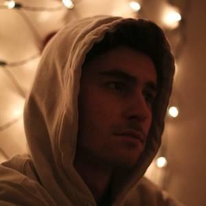 Meet your Posher, Zachary